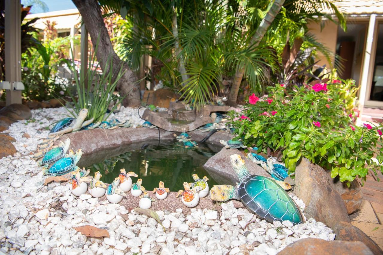 Bundaberg Coral Villa Motor Inn Екстериор снимка