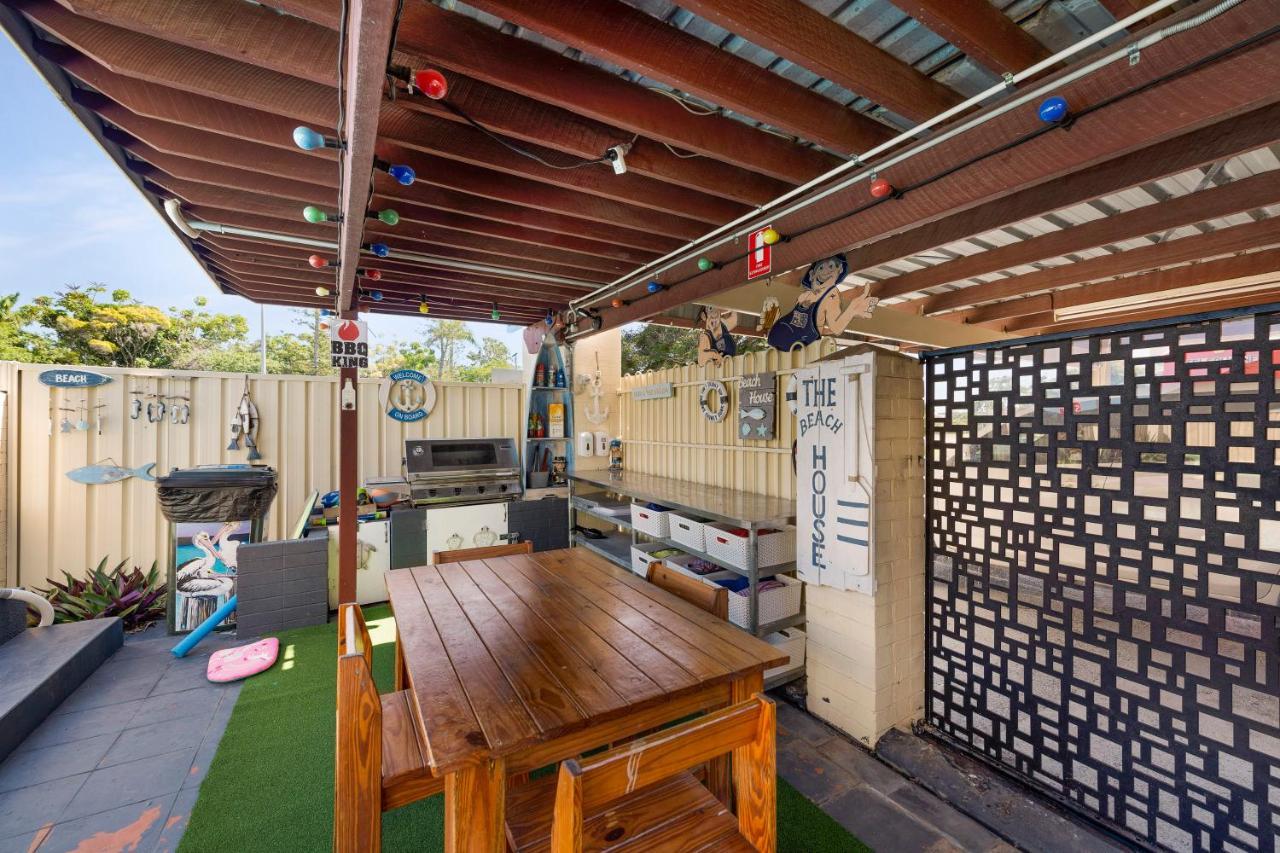 Bundaberg Coral Villa Motor Inn Екстериор снимка