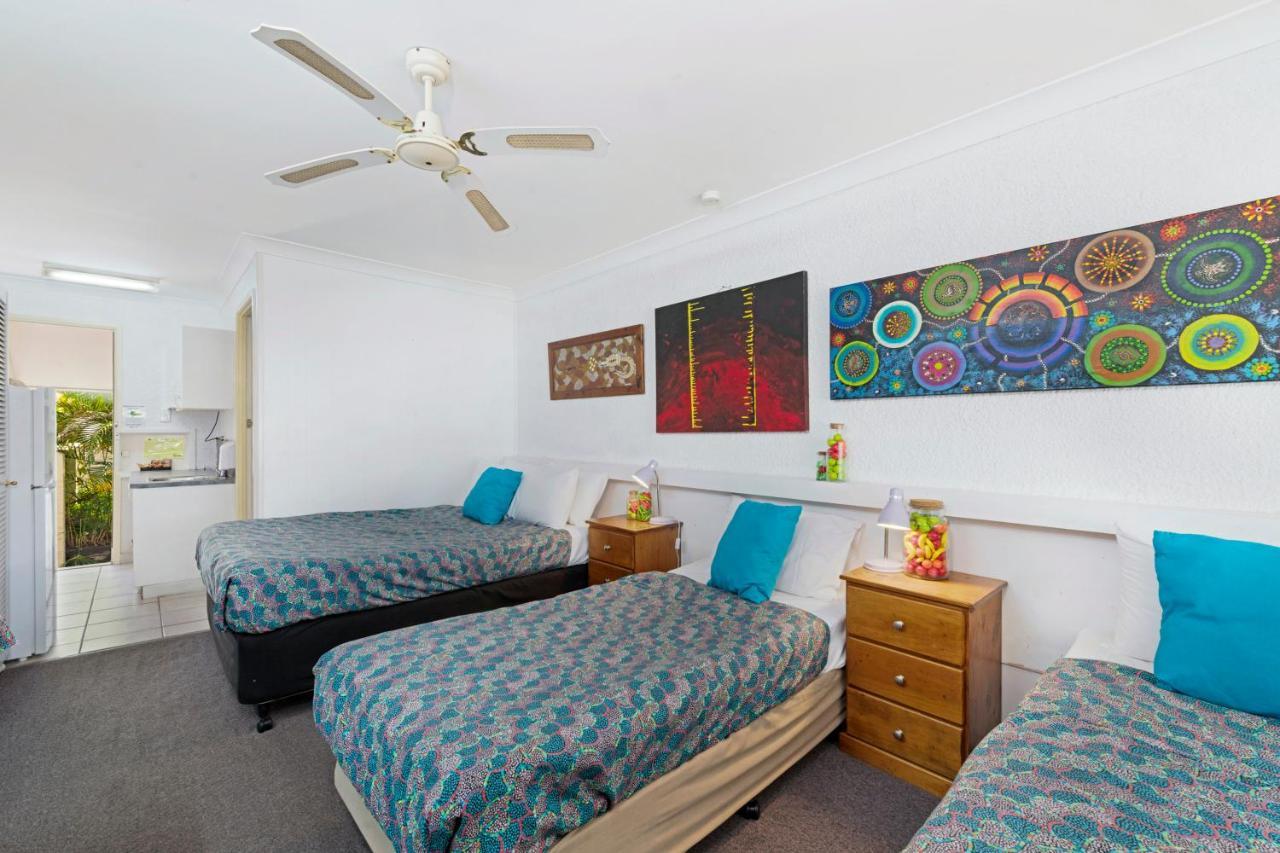 Bundaberg Coral Villa Motor Inn Екстериор снимка