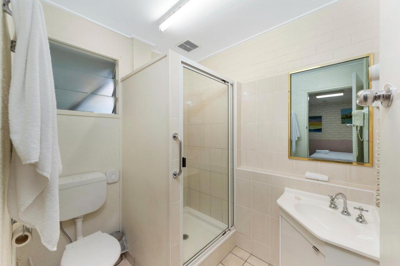Bundaberg Coral Villa Motor Inn Екстериор снимка