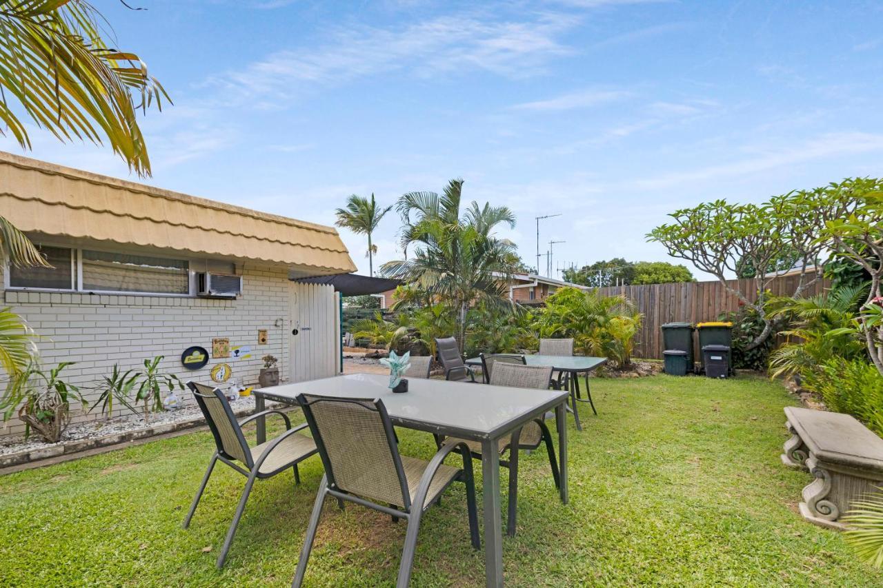 Bundaberg Coral Villa Motor Inn Екстериор снимка