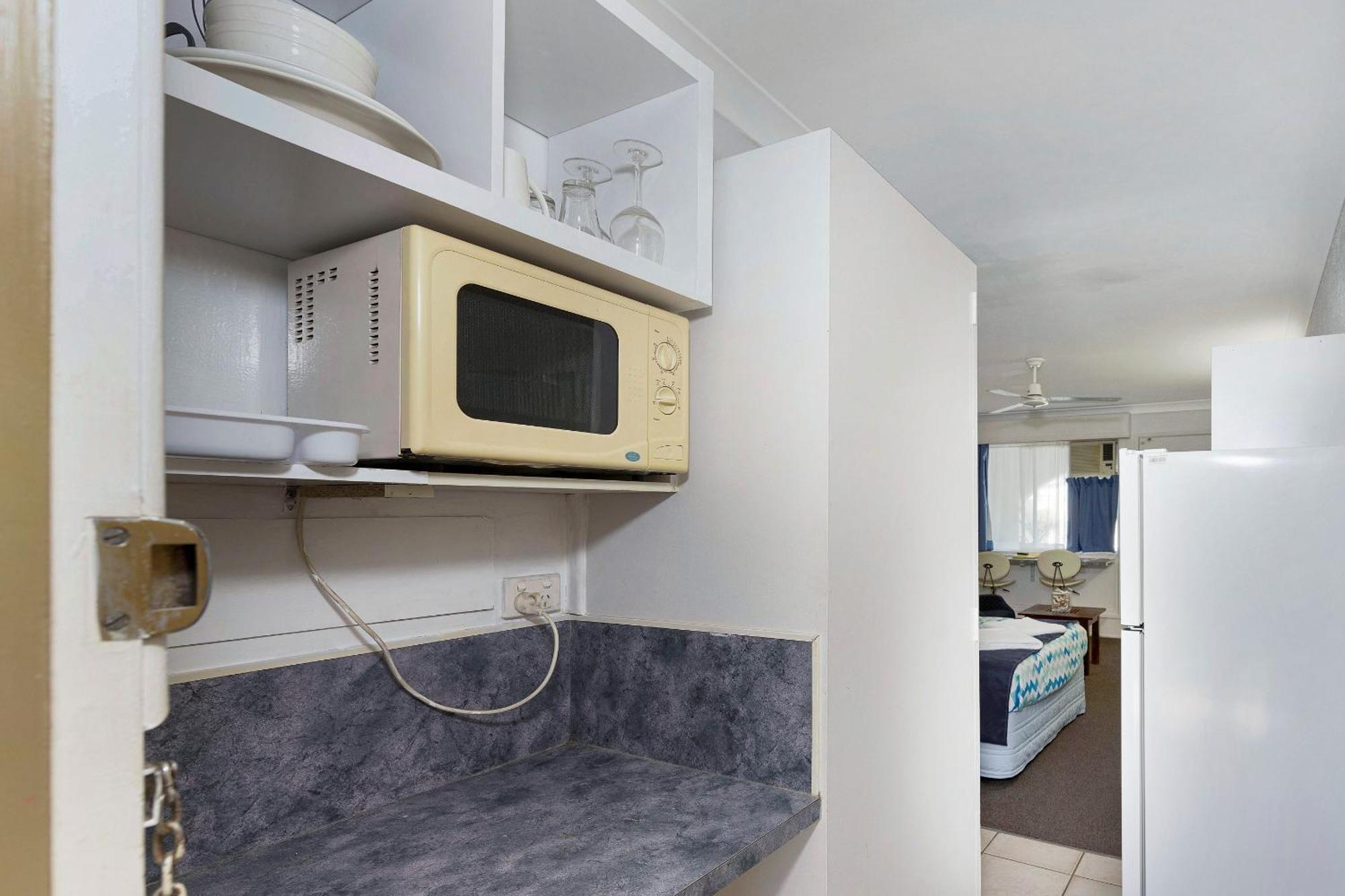 Bundaberg Coral Villa Motor Inn Стая снимка