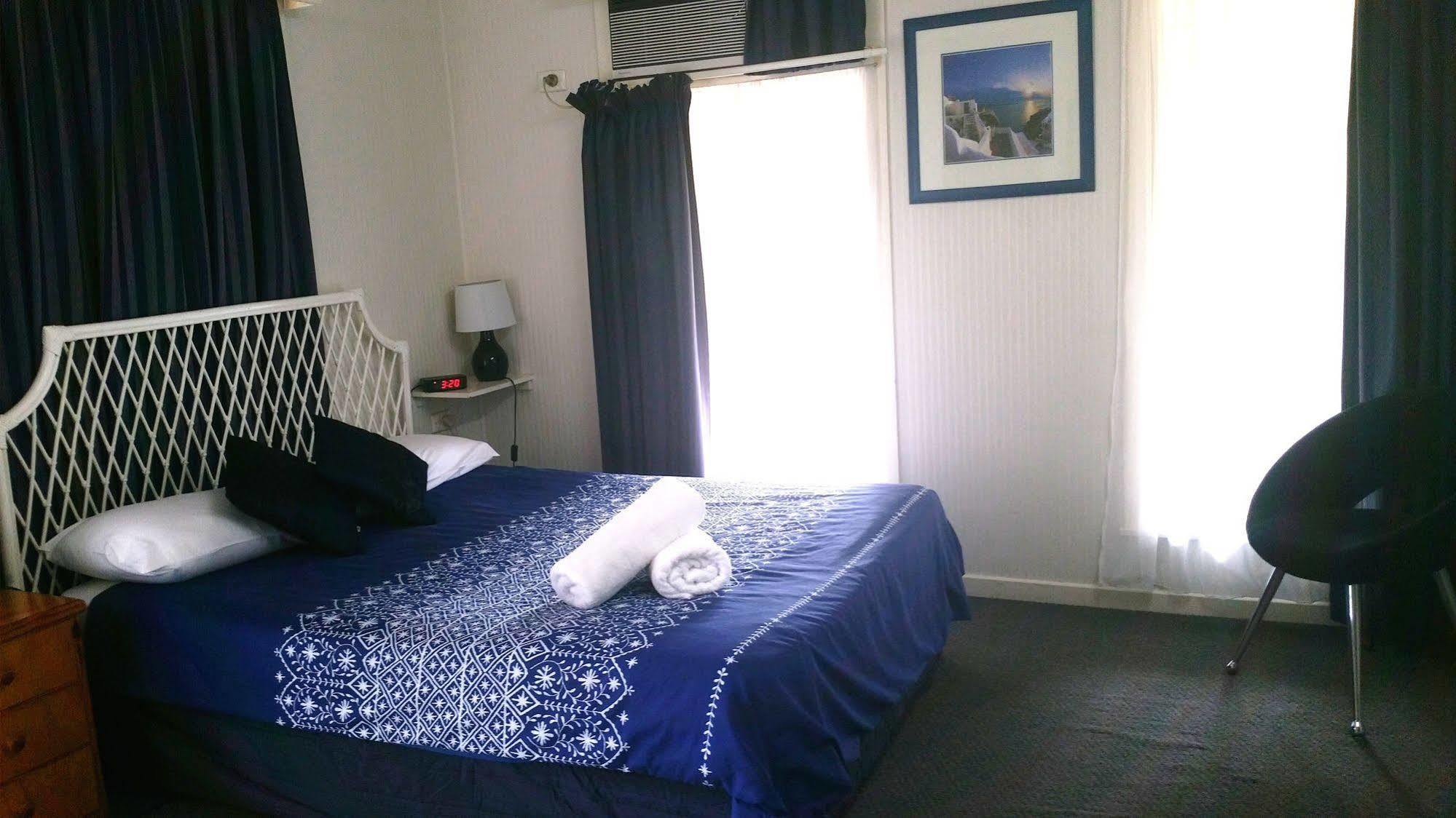 Bundaberg Coral Villa Motor Inn Екстериор снимка
