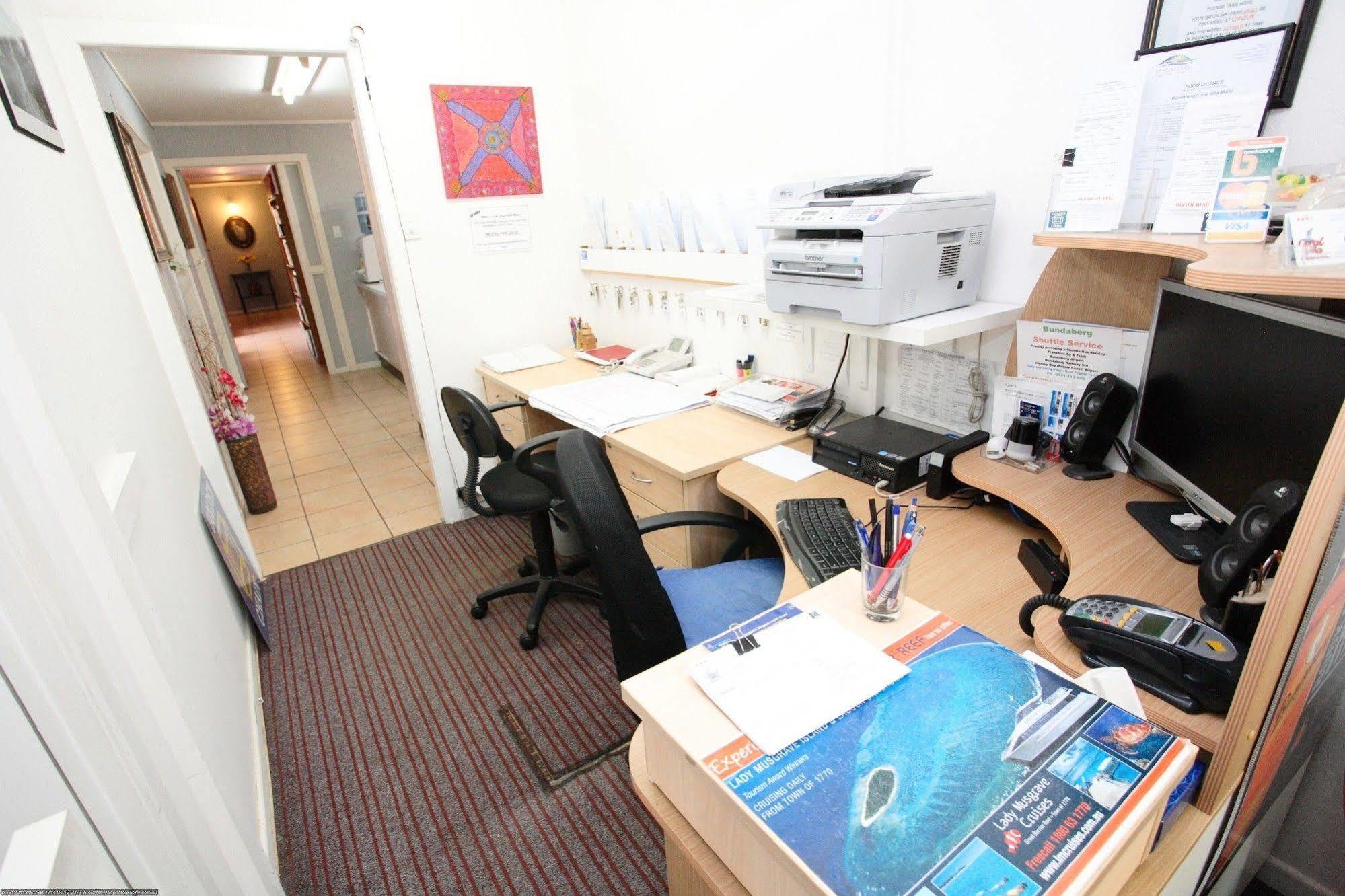 Bundaberg Coral Villa Motor Inn Екстериор снимка